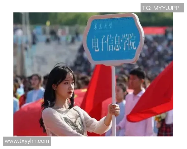 足球明星的白袜子背后隐藏的时尚秘密与运动精神